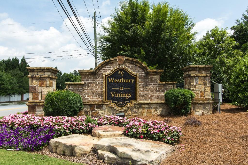 5116 Leeshire Tr., Atlanta, GA 30339