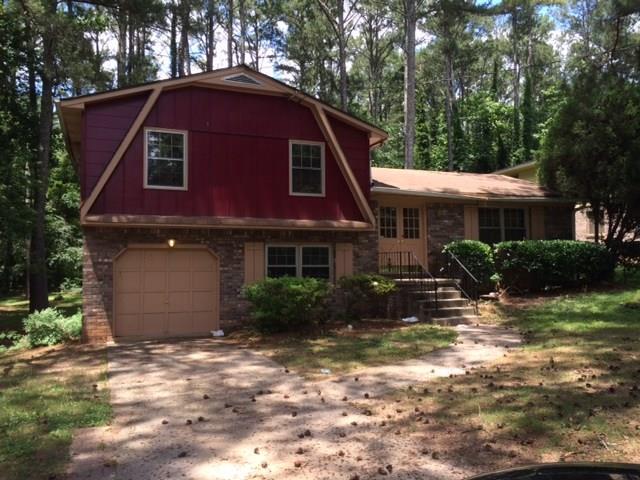 2534 Sharpsburg Ct., Decatur, GA 30034