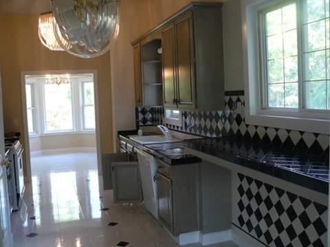 1110 Canvas Back Dr., Woodstock, GA 30189