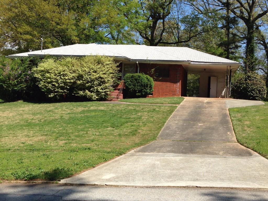 1916 Valencia Rd., Decatur, GA 30032
