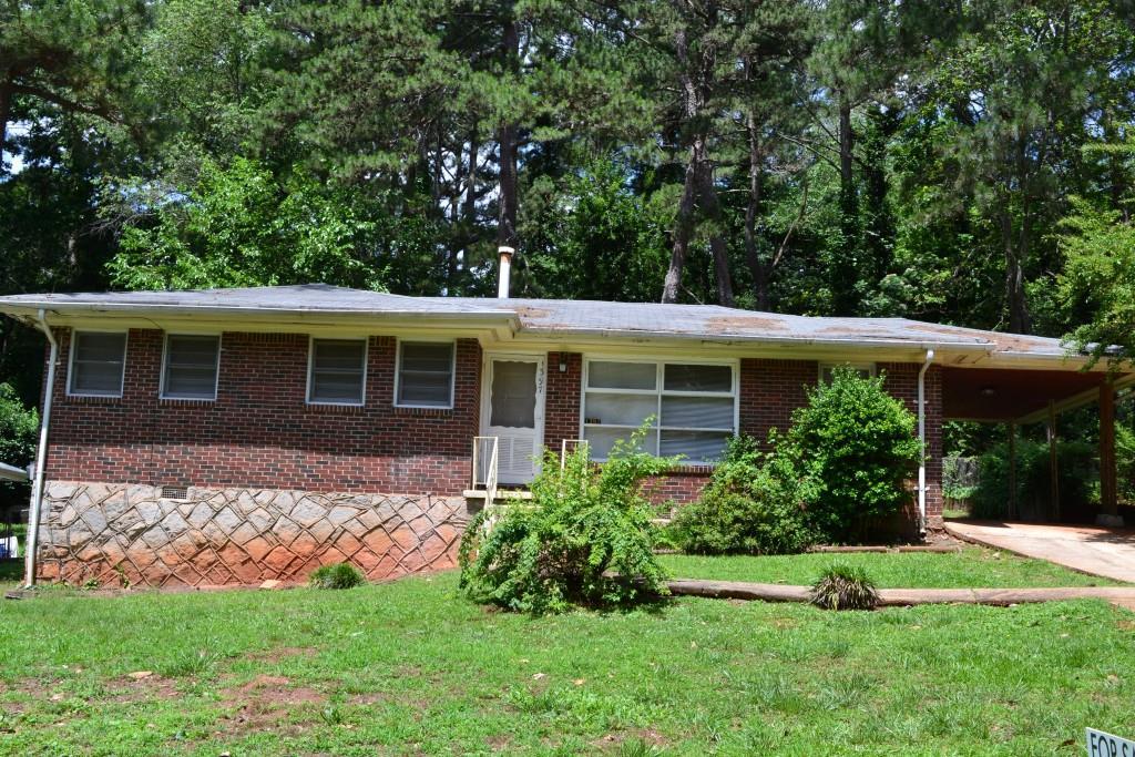1397 David Cir., Decatur, GA 30032