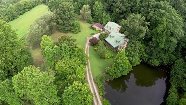 675 Suzie Creek Dr., Ball Ground, GA 30107