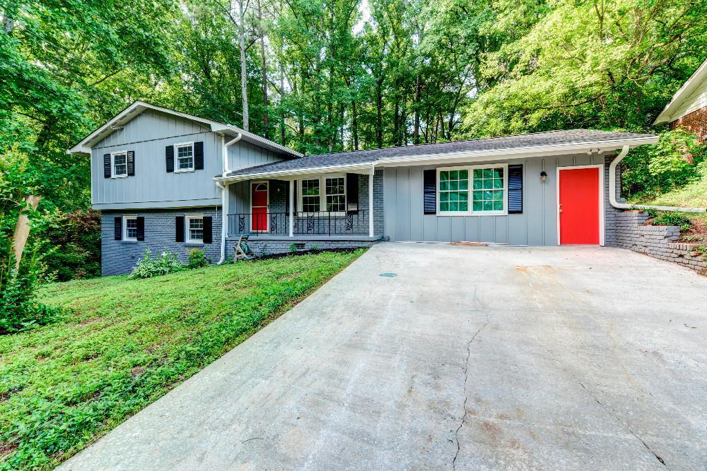 2831 Hollywood Dr., Decatur, GA 30033