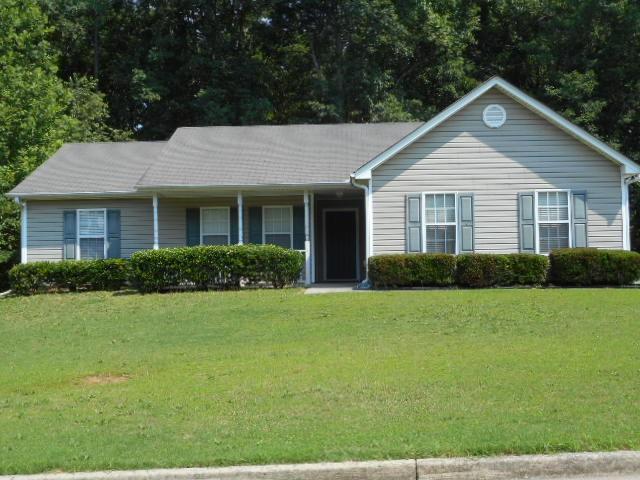 2824 James Henry Dr., Dacula, GA 30019