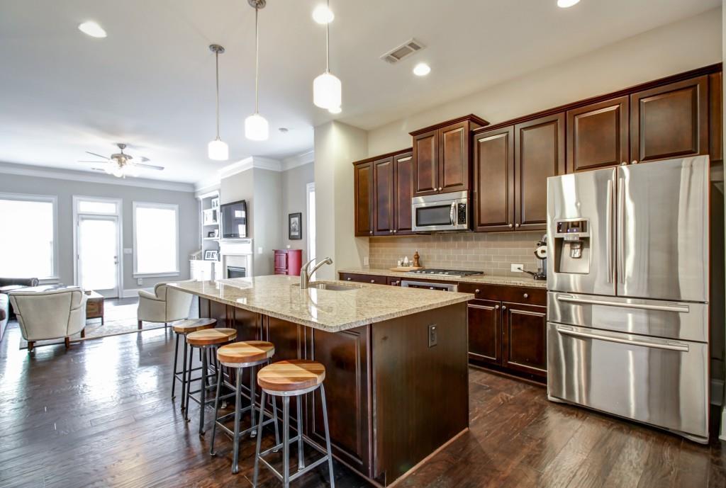 2836 Broughton Ln., Atlanta, GA 30339