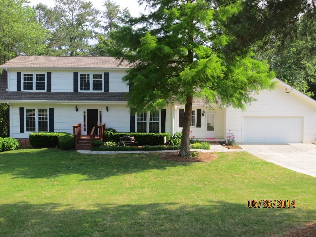 2904 Dellinger Dr., Marietta, GA 30062