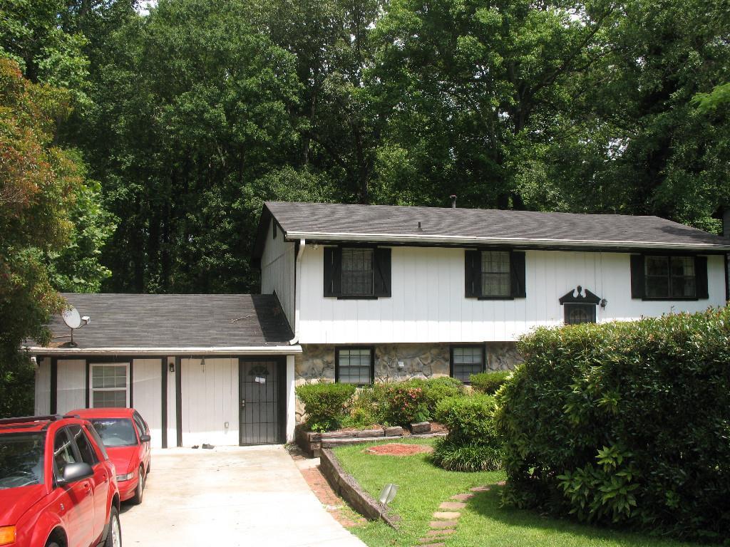4526 Denise Dr., Decatur, GA 30035