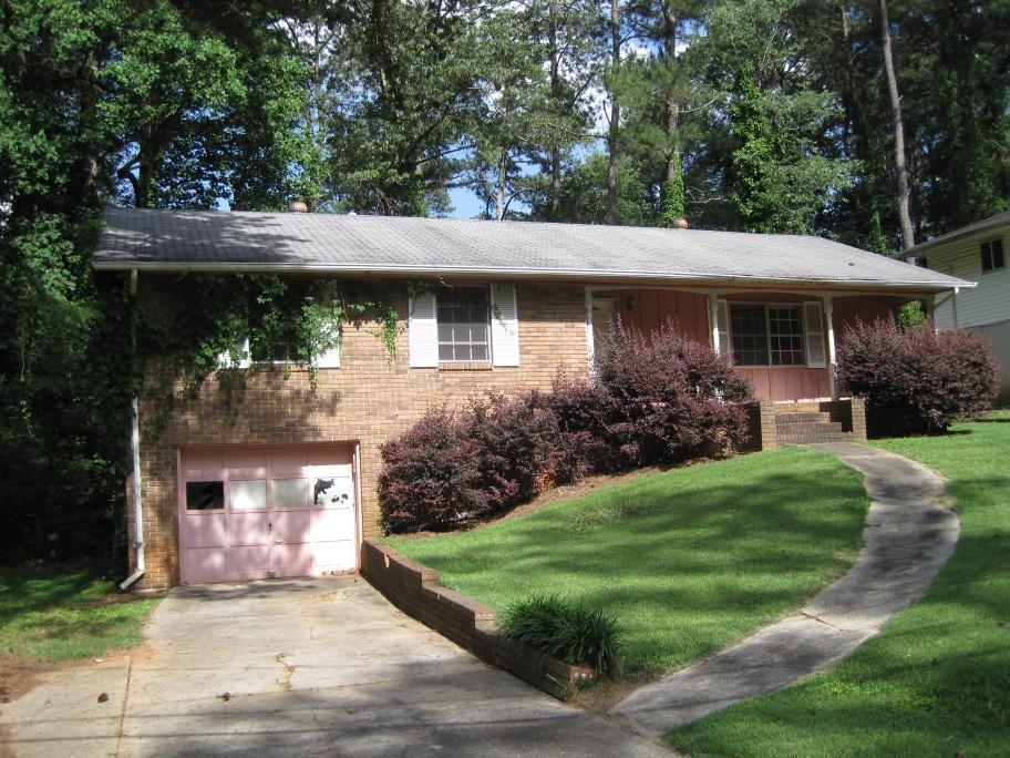 1518 Pine Glen Cir., Decatur, GA 30035