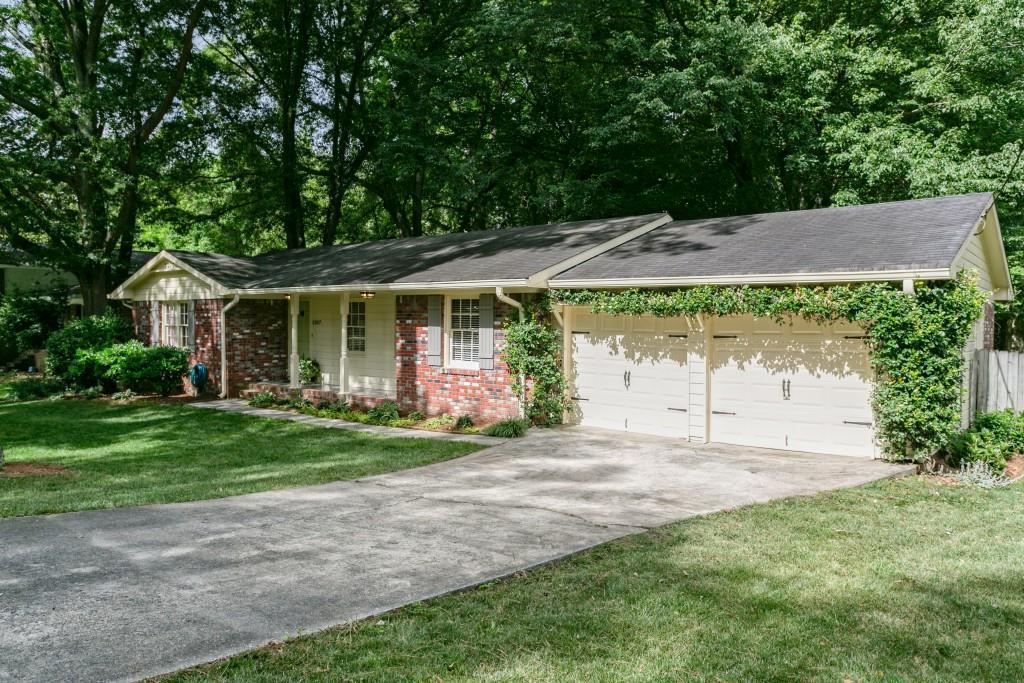 2307 Tuxedo Dr., Marietta, GA 30067