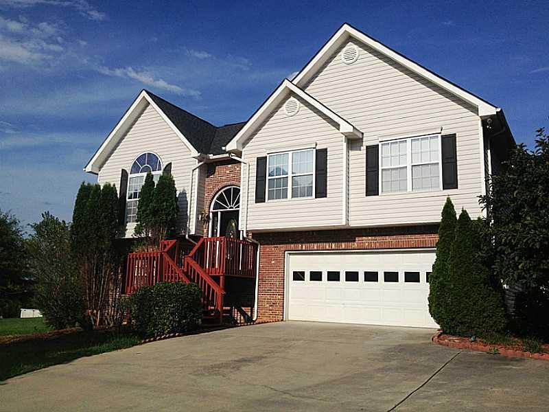 142 Tucker Hollow Rd., Calhoun, GA 30701