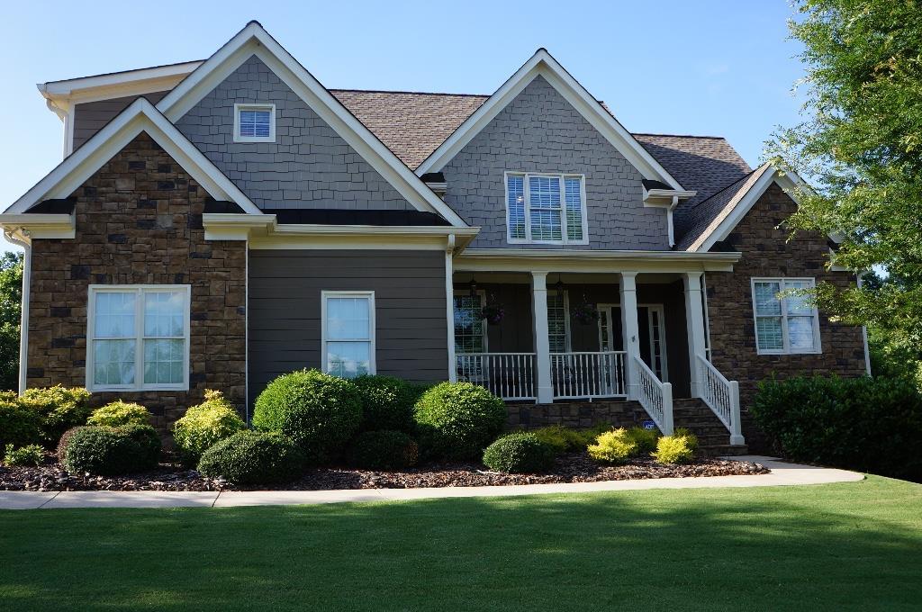 107 Autumn Glen Dr., Woodstock, GA 30188