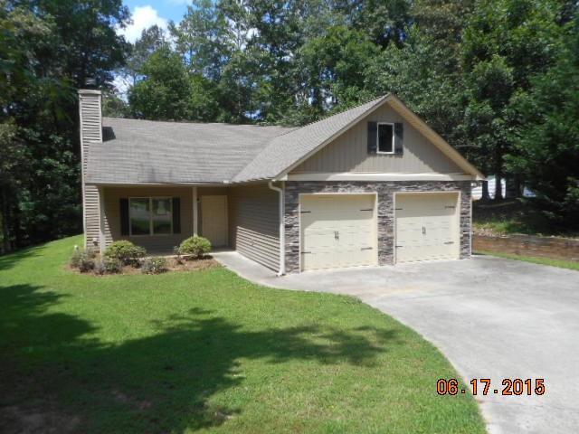 1016 Pickens St., Ball Ground, GA 30107