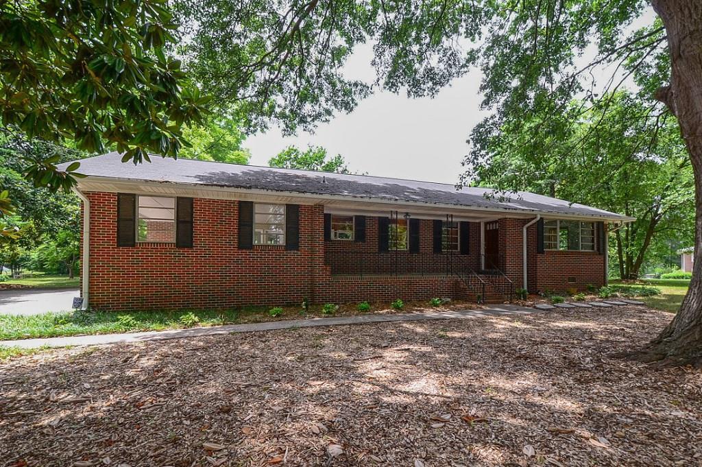 2055 Cason Dr., Marietta, GA 30066