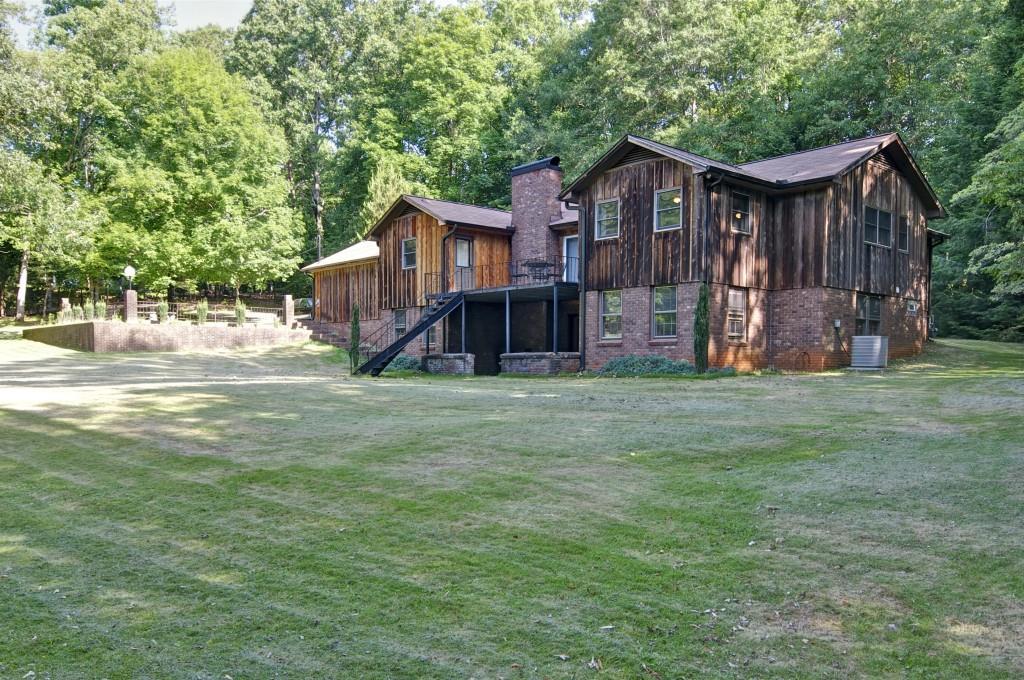 654 Mark Tr., Woodstock, GA 30188