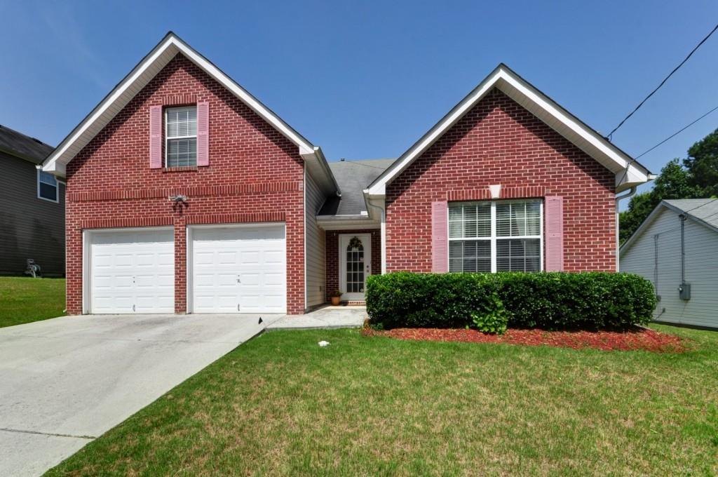 2083 Mulberry Ln., Lithonia, GA 30058