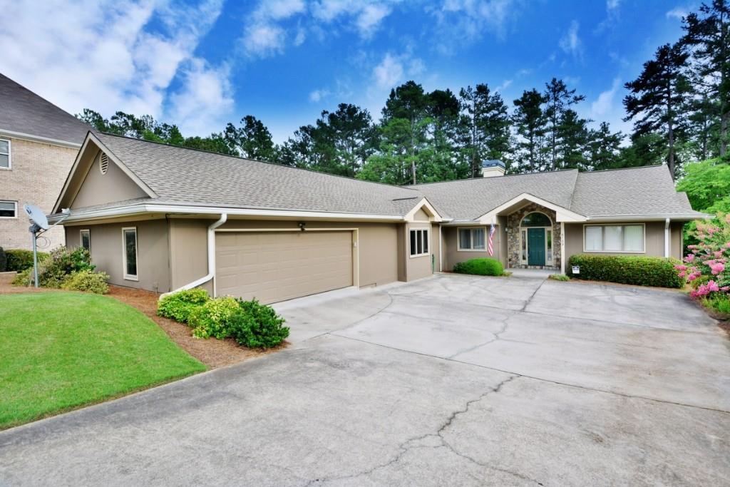 6189 Old Stringer Rd., Flowery Branch, GA 30542