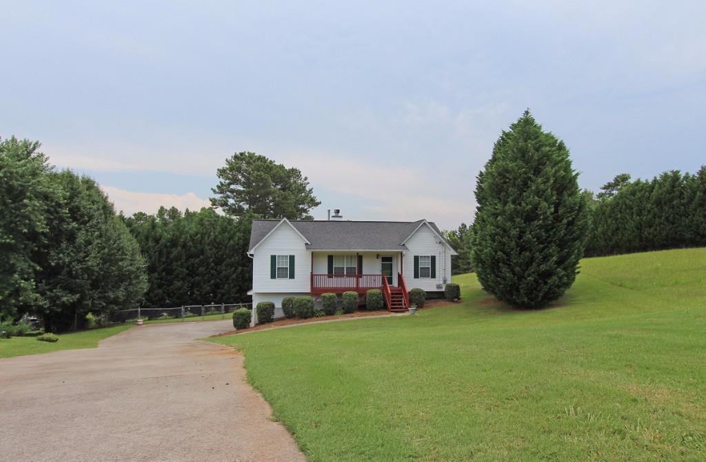 4 White Pines Dr., Dallas, GA 30157
