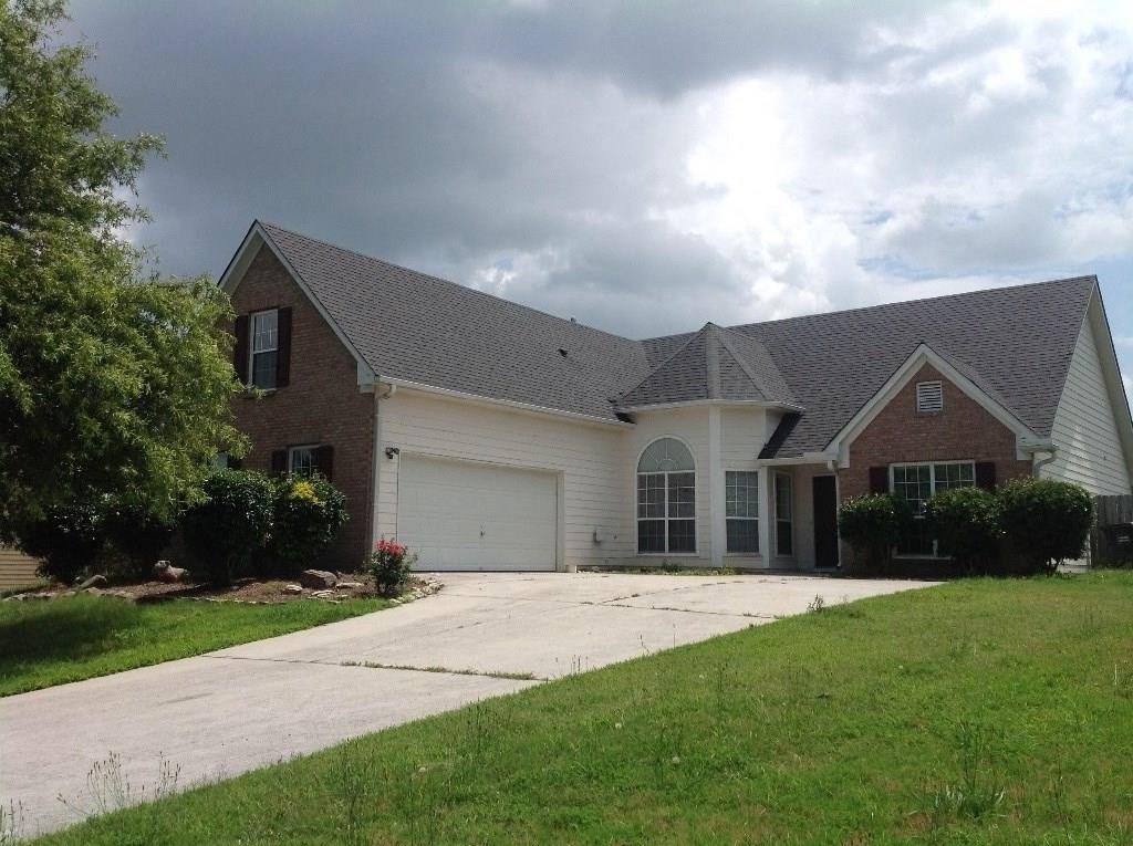 1552 Armende Cir., Dacula, GA 30019