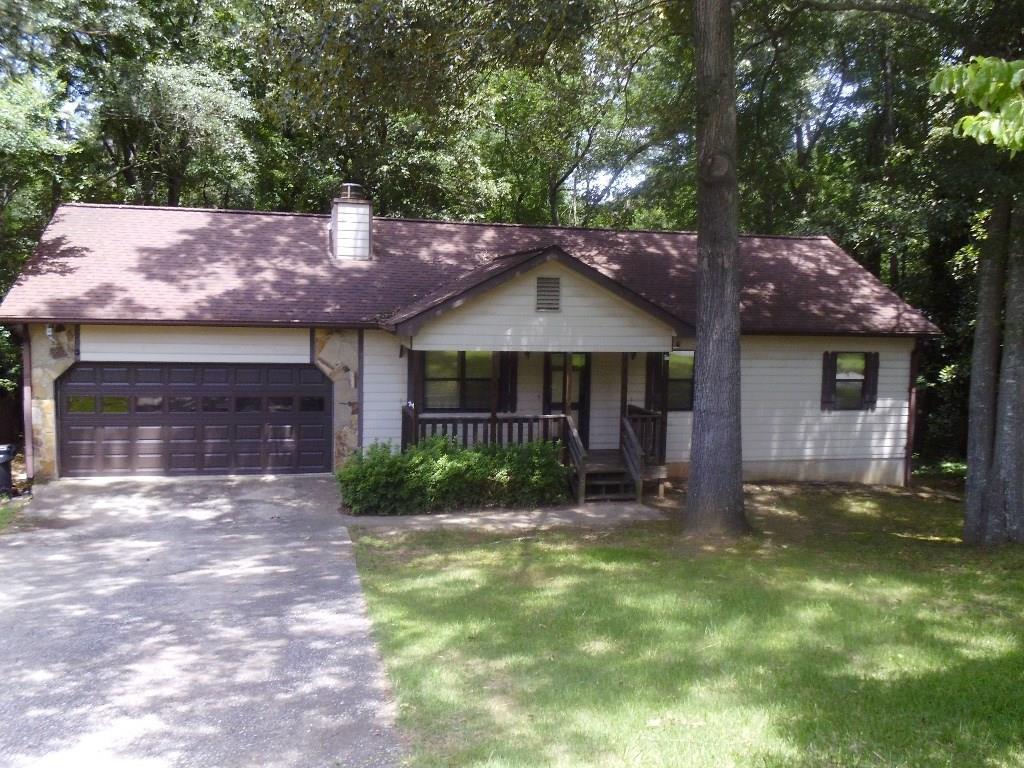 1089 Westwood Pl., Grayson, GA 30017