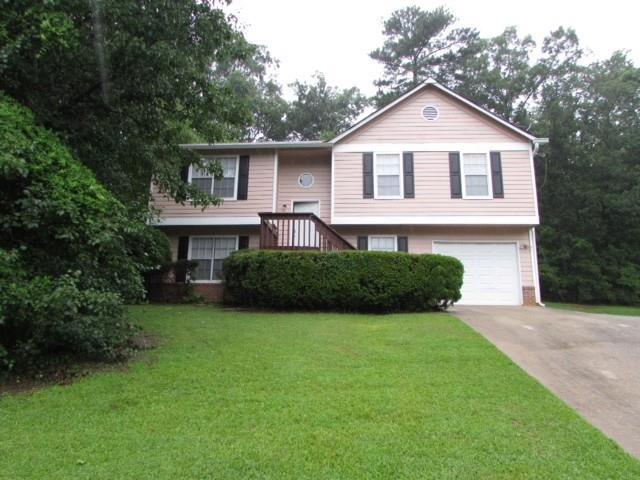 5255 Forest Downs Ln., Atlanta, GA 30349