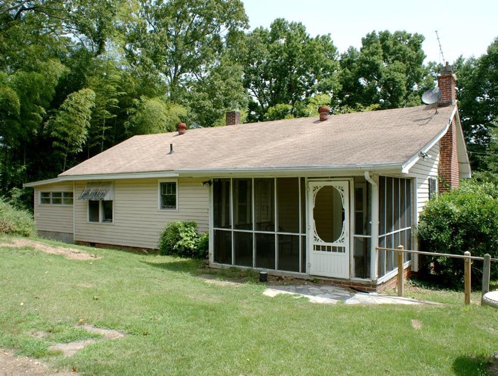 1193 Green Street Cir., Gainesville, GA 30501