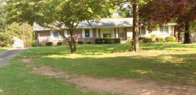 2483 Shadburn Ferry Dr., Buford, GA 30518