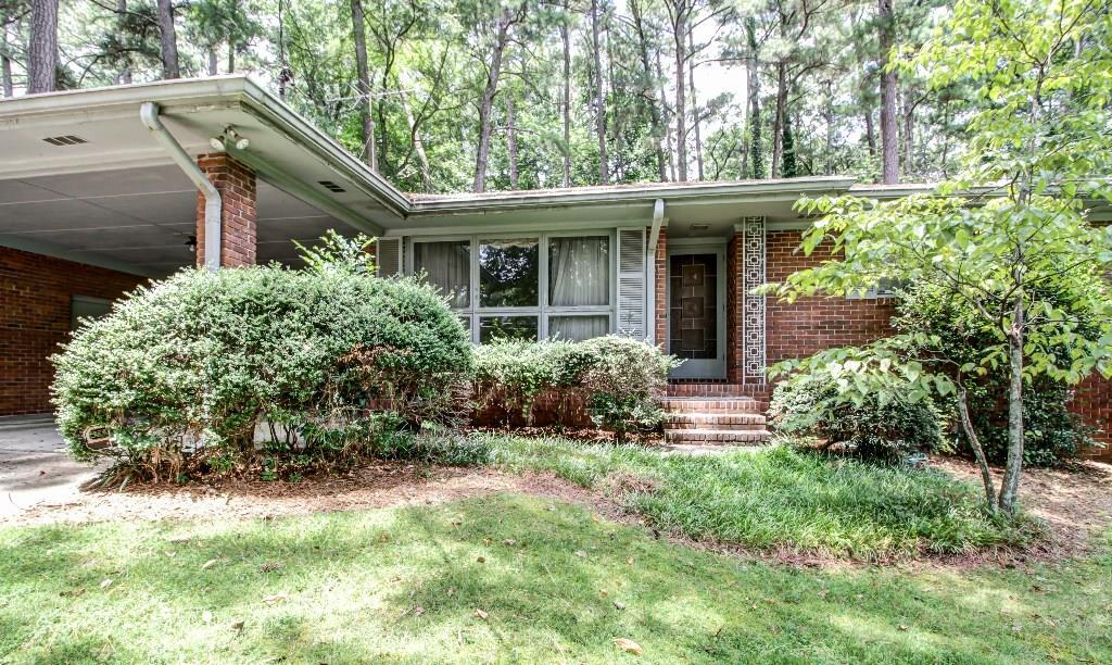 1704 Dunwoody Tr., Brookhaven, GA 30324