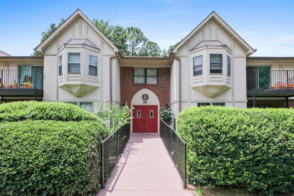 6851 Roswell Rd. #H-18, Sandy Springs, GA 30328