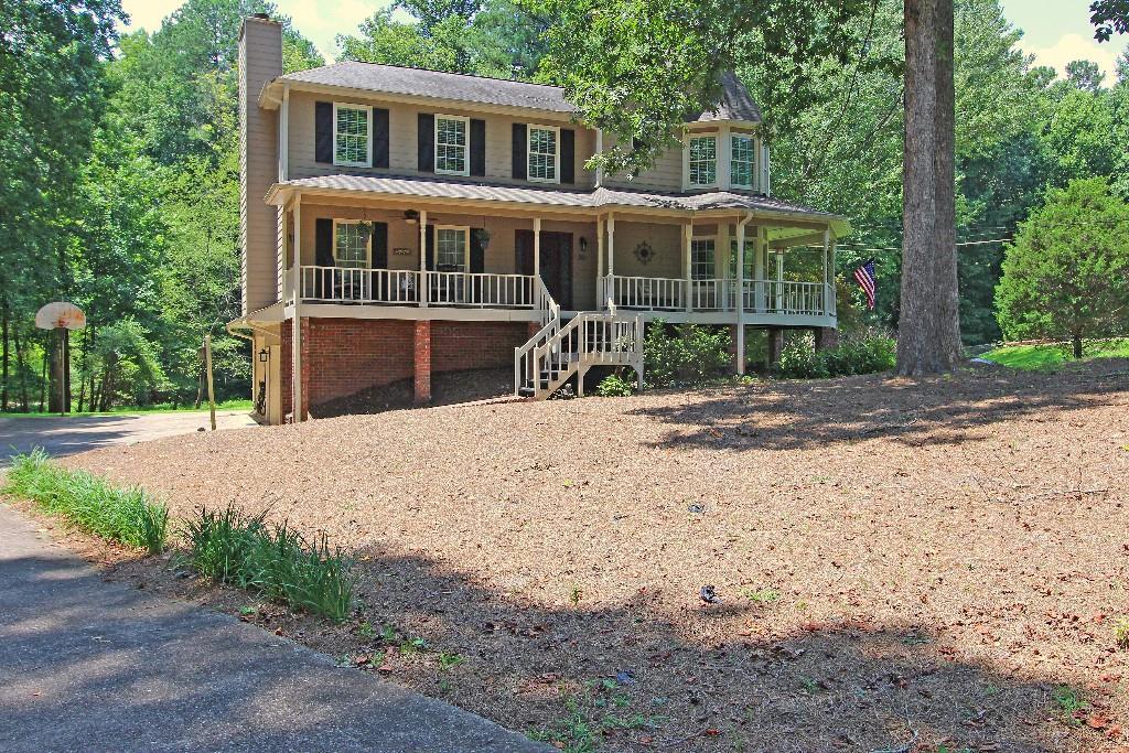 144 Junaluska Dr., Woodstock, GA 30188