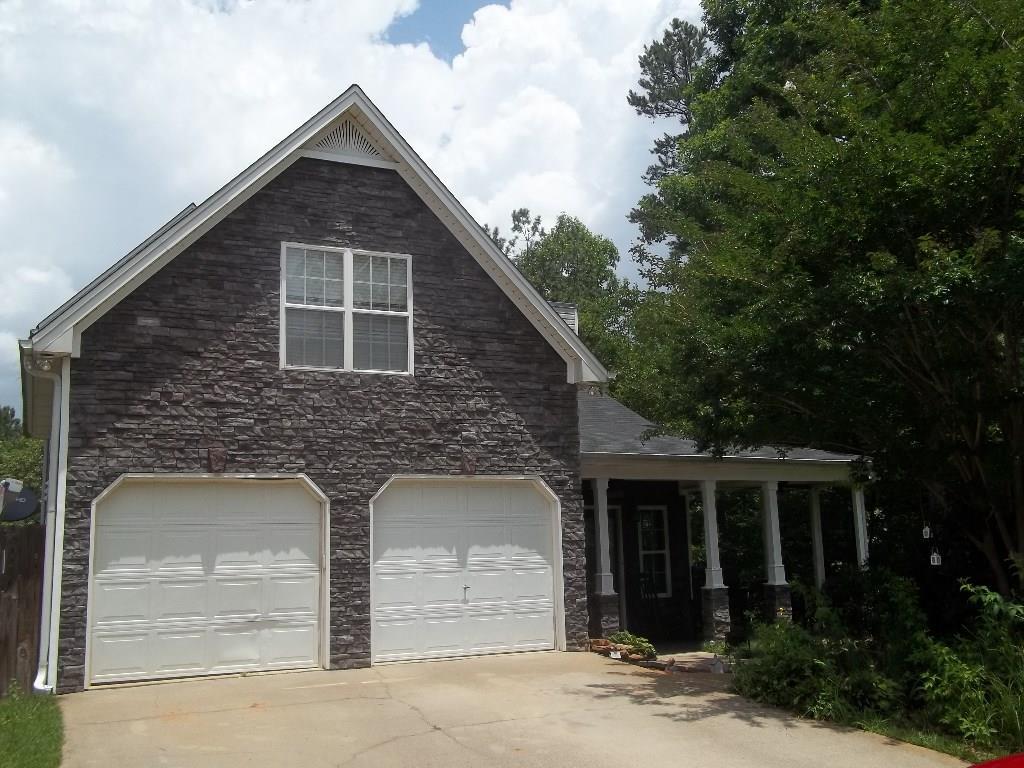 886 Mcpherson Church Rd., Dallas, GA 30132