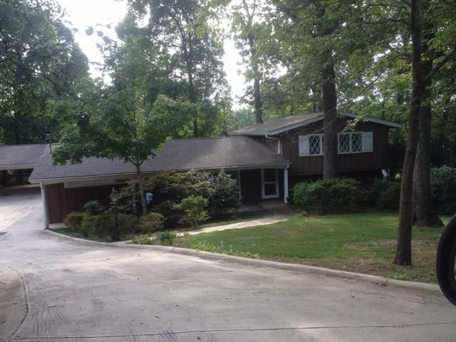 892 Chattahoochee Dr., Gainesville, GA 30501