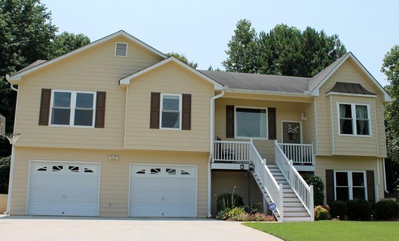 83 Hickory Leaf Ln., Acworth, GA 30101