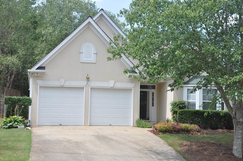 204 Colony Center Dr., Woodstock, GA 30188