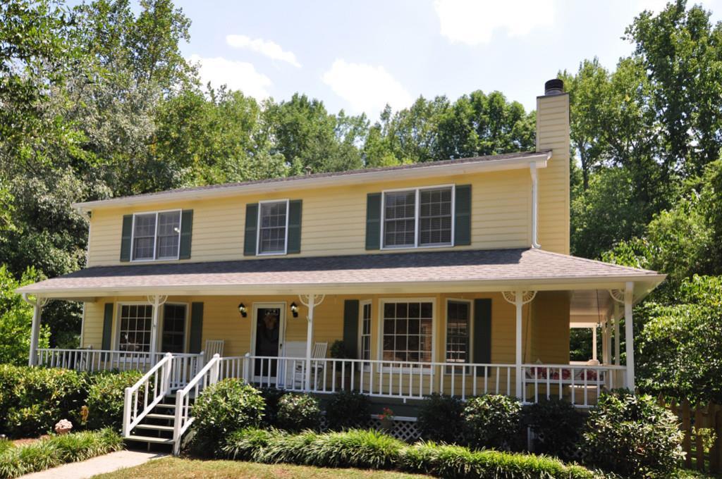 342 Knotts Cir., Woodstock, GA 30188