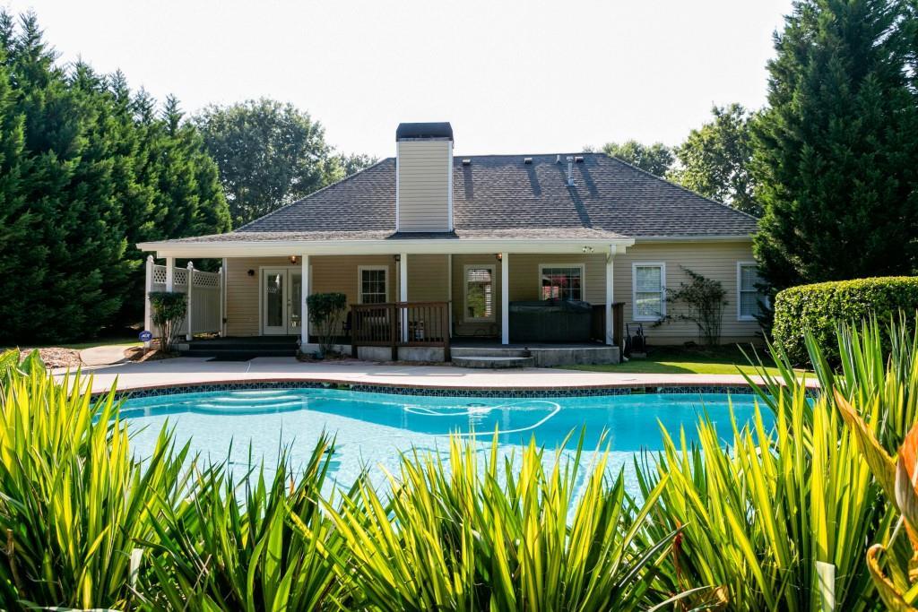 1504 Jade Cove Dr., Powder Springs, GA 30127