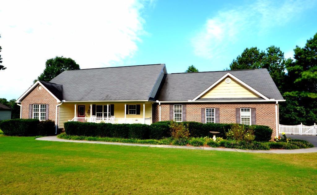 114 Wilshire Way, Calhoun, GA 30701