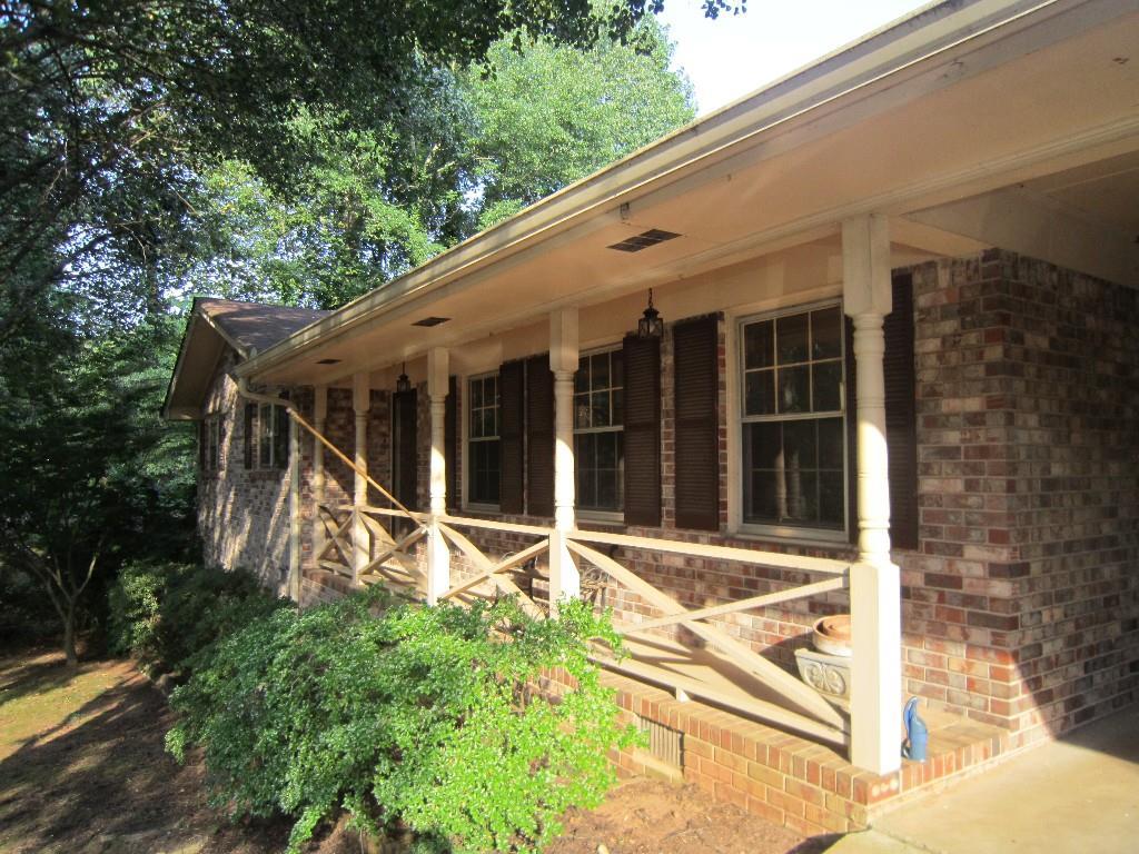 4824 Rosewood Dr., Lilburn, GA 30047