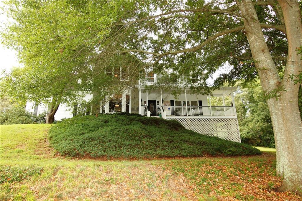 4289 Earney Rd., Woodstock, GA 30188