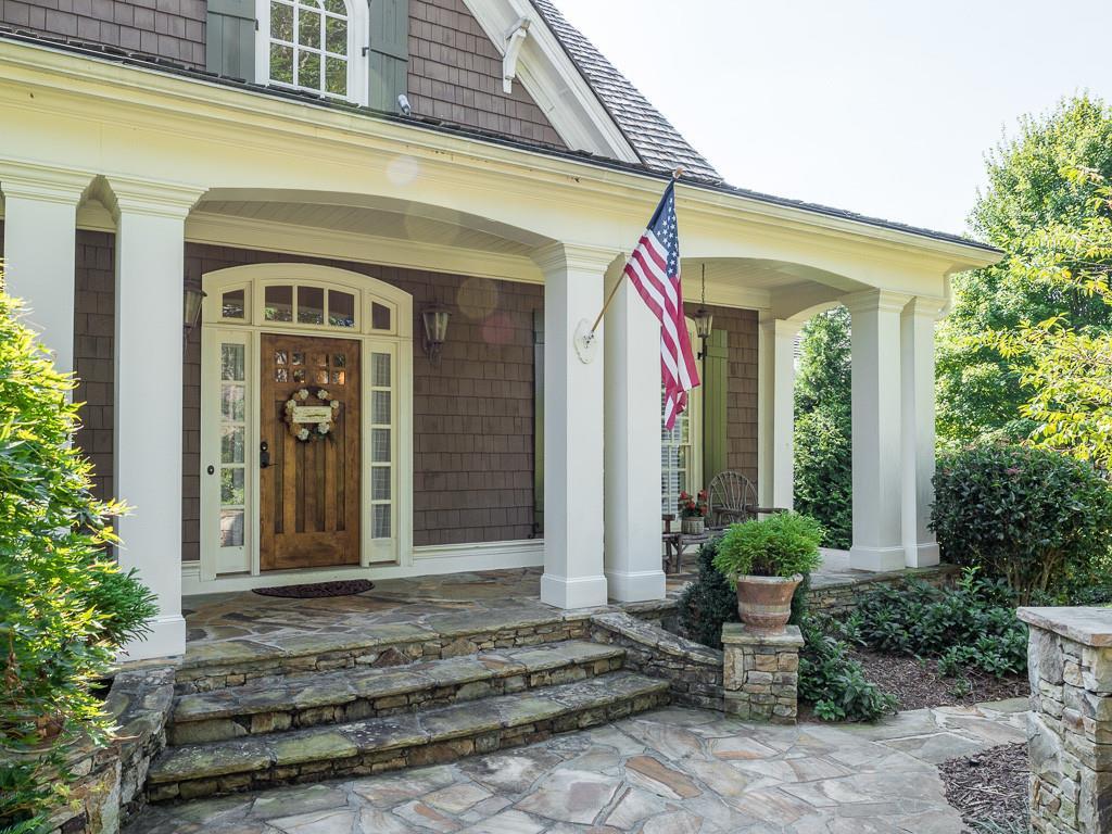 14 Northeast Cove Cir., Dawsonville, GA 30534