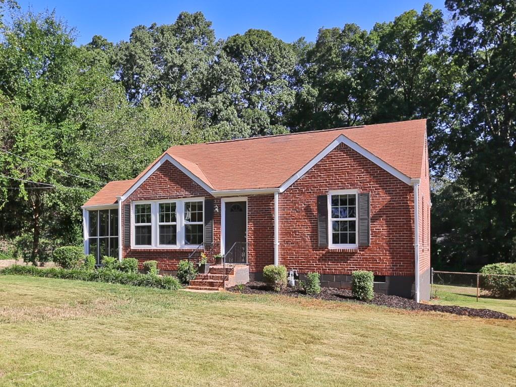 2552 Joyce Ave., Decatur, GA 30032