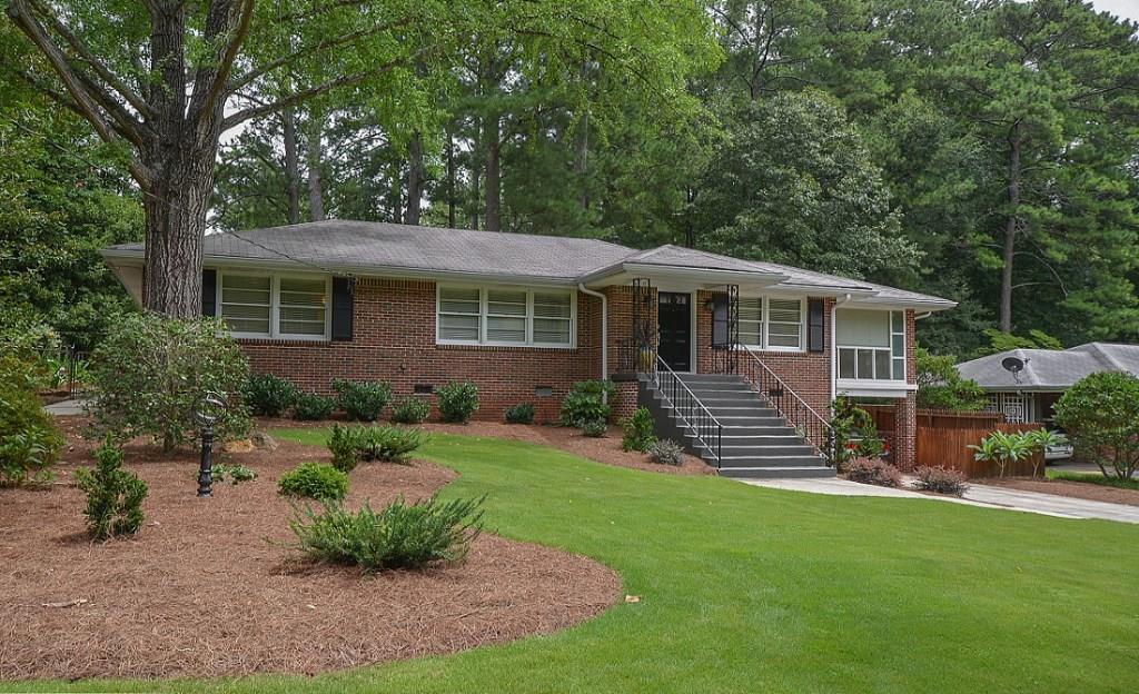 1519 N Amanda Cir., Atlanta, GA 30329