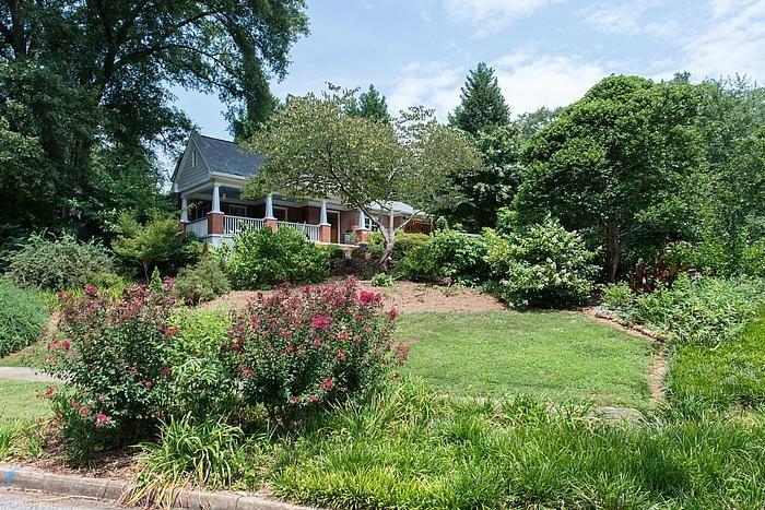 430 Woodhaven Dr., Decatur, GA 30030