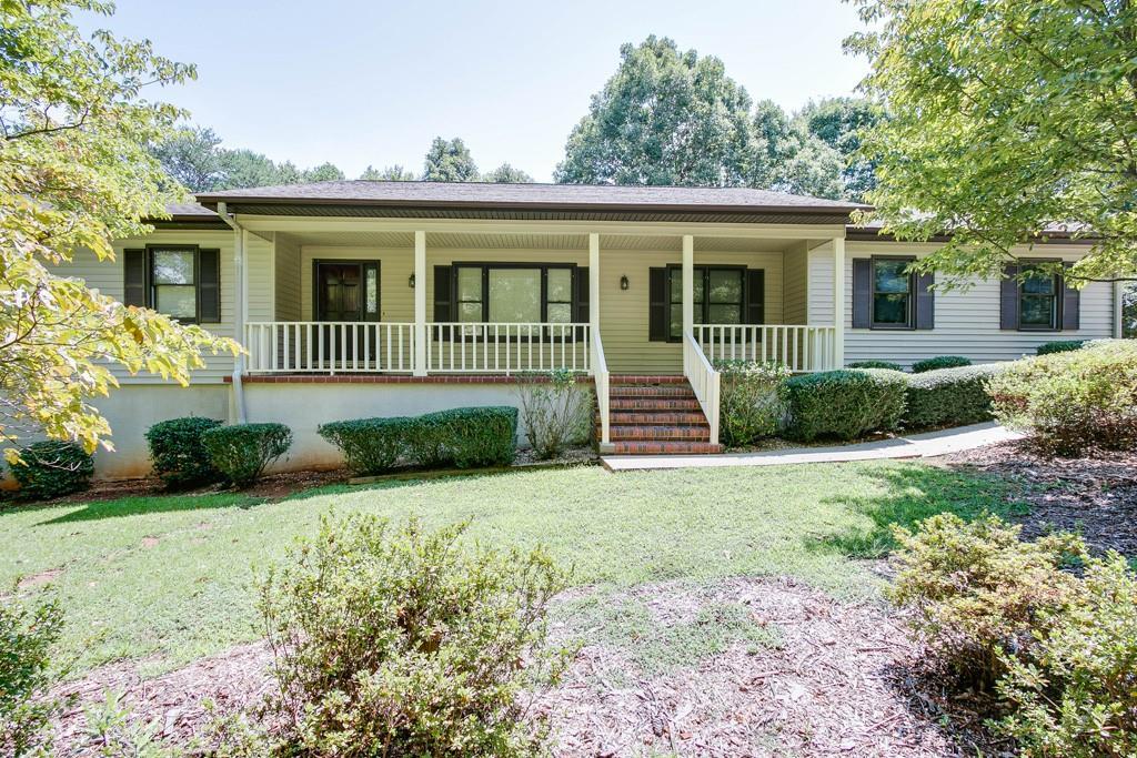 5212 Laurel Ter., Flowery Branch, GA 30542