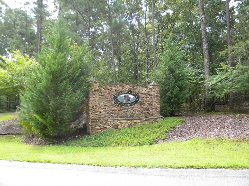 16 Branson Mill Dr., Cartersville, GA 30120