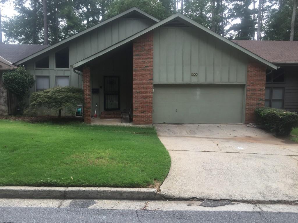 200 Cruise Ct., Roswell, GA 30076
