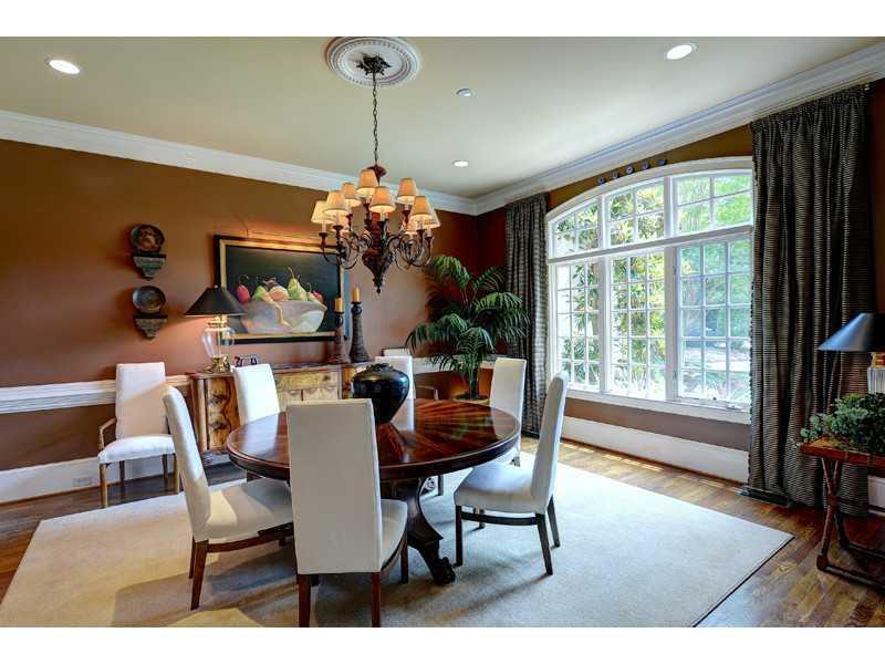 6057 Heards Dr., Sandy Springs, GA 30328