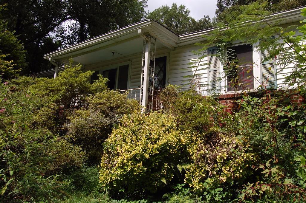 5966 Nathan Pl., Austell, GA 30168