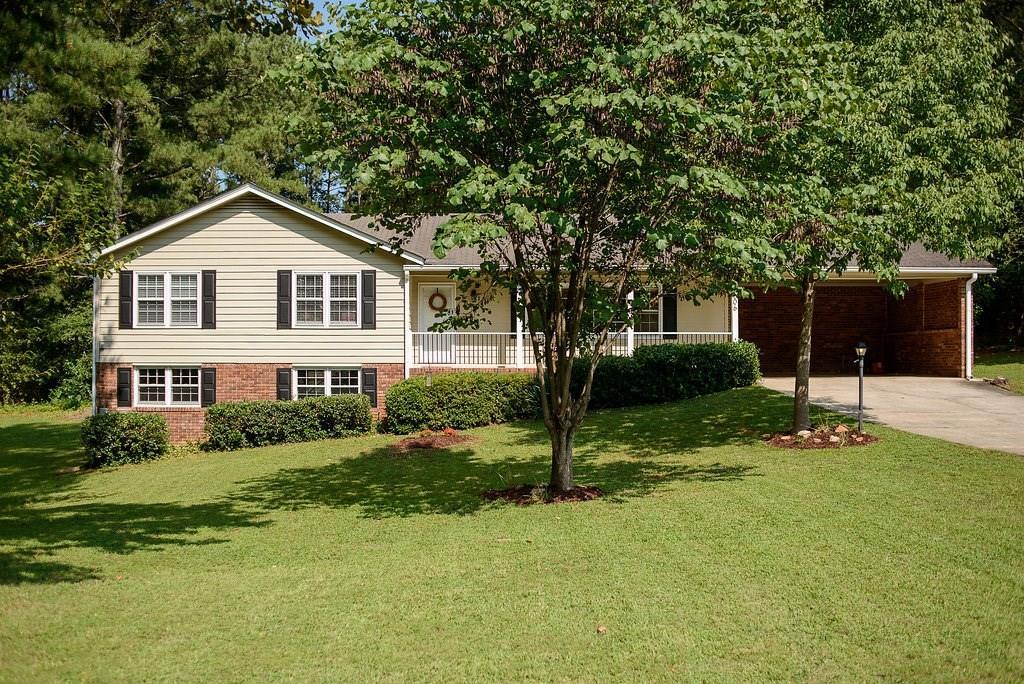 1606 Smithwood Dr., Marietta, GA 30062