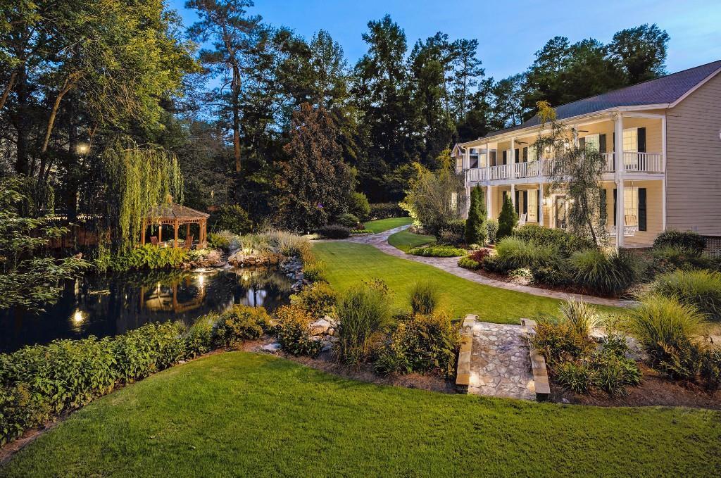 3880 Woodland Brook Dr., Atlanta, GA 30339