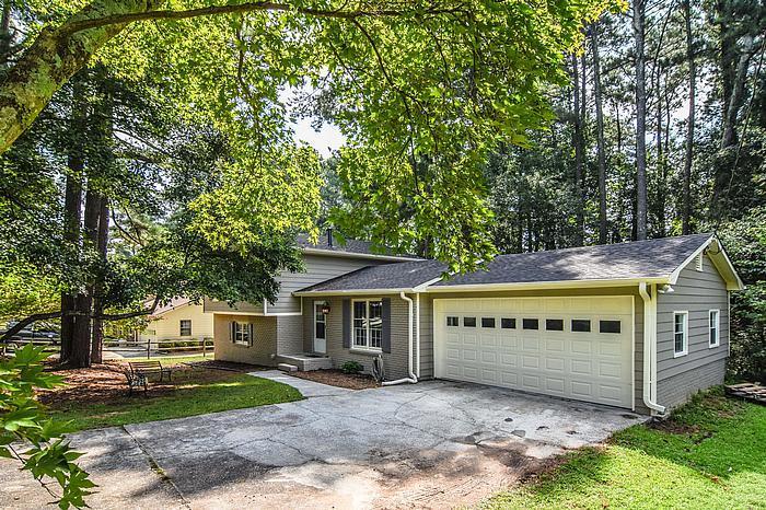 2022 South Oak Dr., Lawrenceville, GA 30044